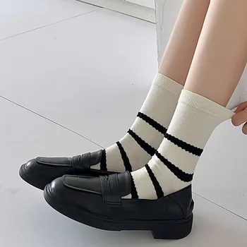 Ženske čarape u japanskom stilu, JK Lolita Kawaii, slatka čarape sa volanima, ženstvene crno-bijele čarape za školsku djecu u koledž stilu Ženske čarape u japanskom stilu, JK Lolita Kawaii, slatka čarape sa volanima, ženstvene crno-bijele čarape za školsku djecu u koledž stilu 3